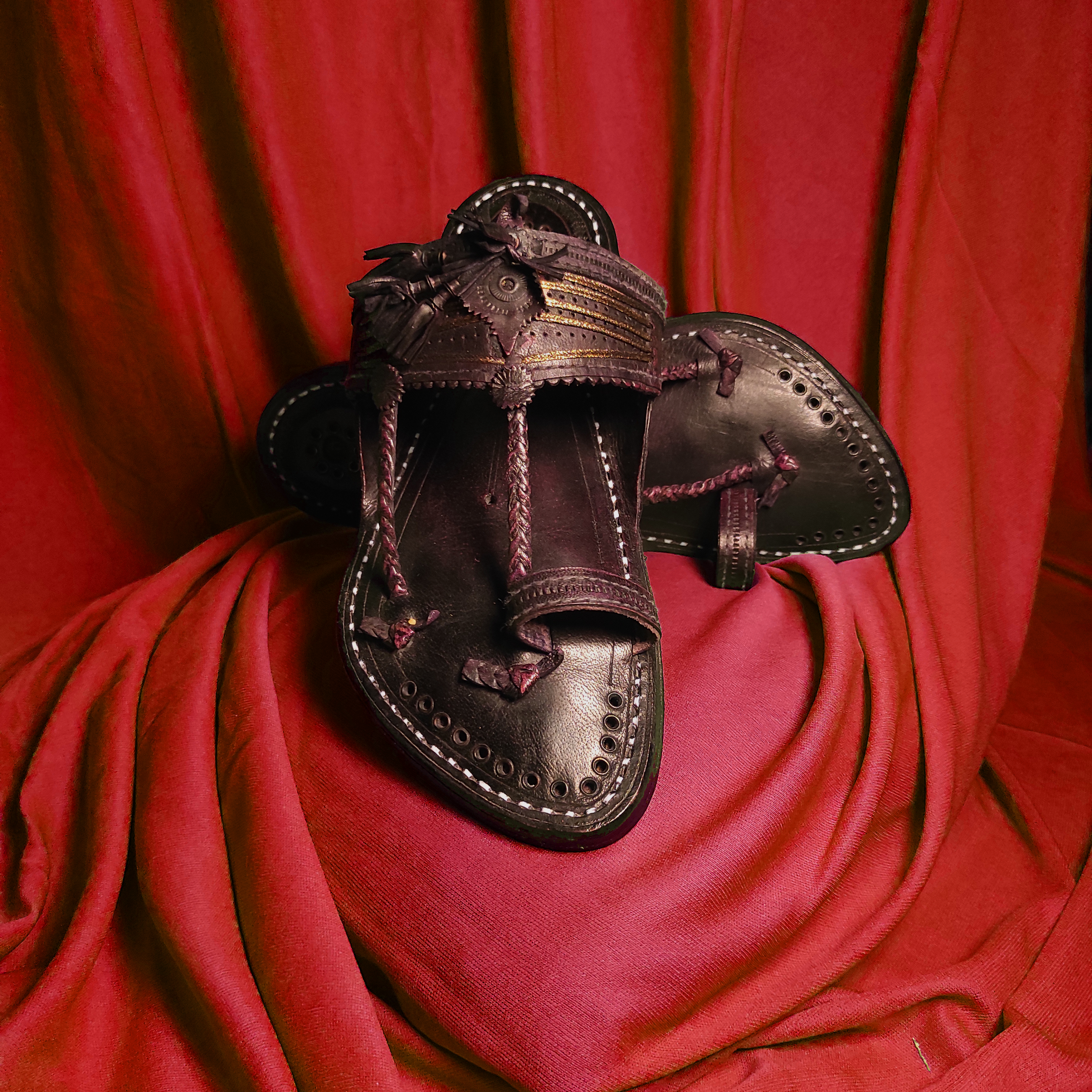 PAAYTAAN® - BLACK KAPSHI™