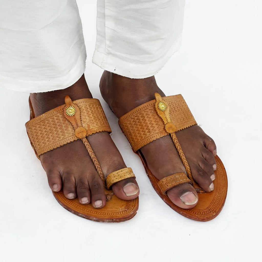 Pasted Button Pivala Patta