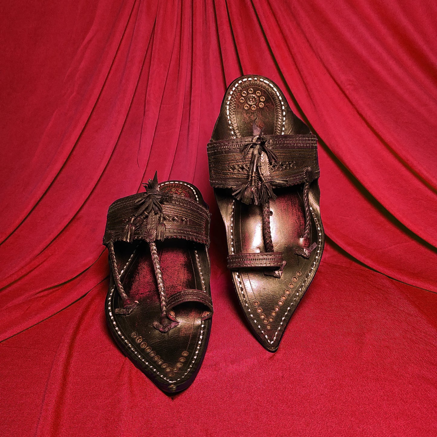 PAAYTAAN® - TOKWALI BLACK KAPSHI™