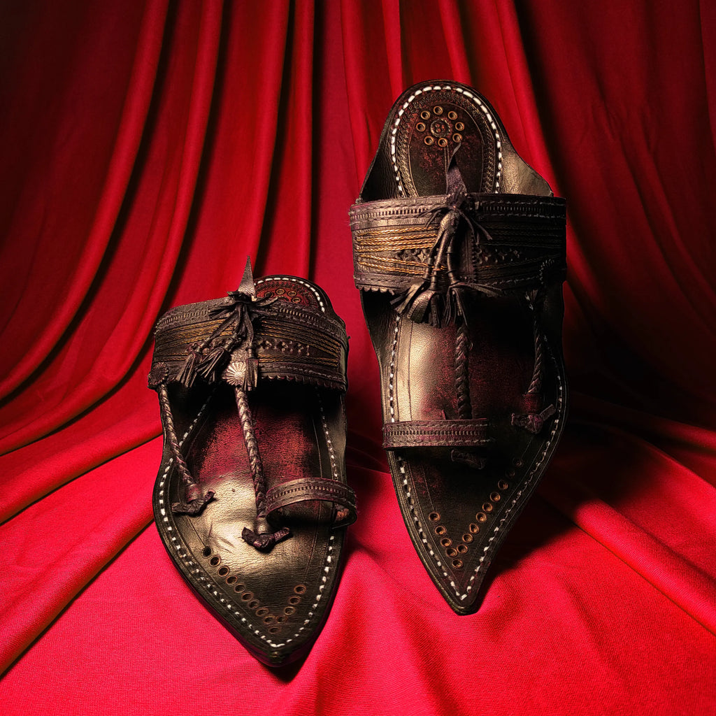 PAAYTAAN® - TOKWALI BLACK KAPSHI™